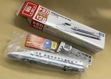 롱 토미카 128 700계 신칸센