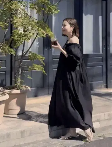 RIVE DROITE(리브 드와) 린넨 레이온 개더 원피스