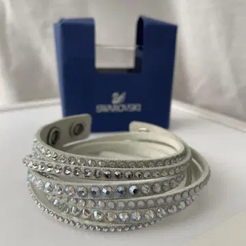 SWAROVSKI 팔찌