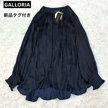 택 포함 새상품 GALLORIA 화려한 개더 플레어 블라우스 네이비 LL