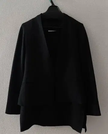 THE SUIT COMPANY 노카라 자켓과 스커트 세트
