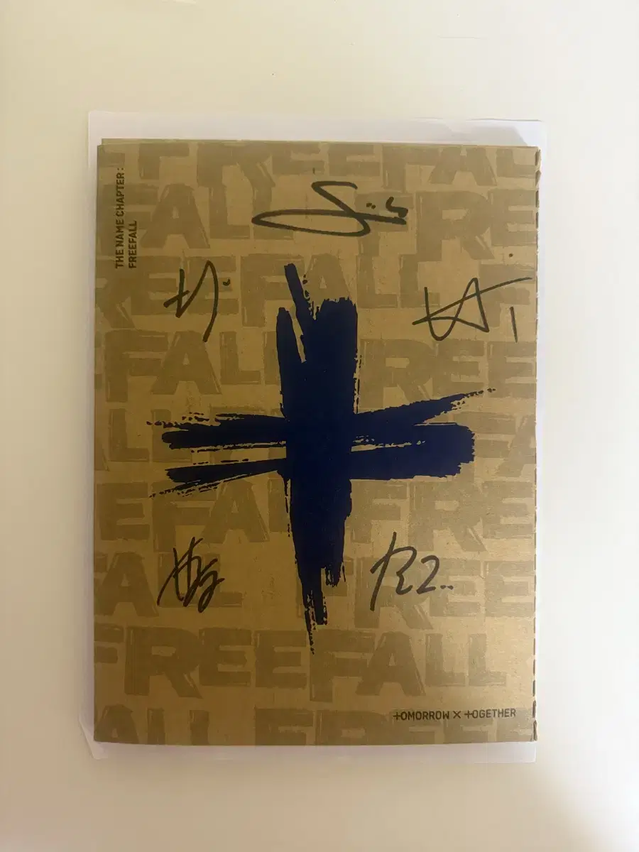 Not for sale TXT yeonjun soobin taehyun huening kai beomgyu signed album poca