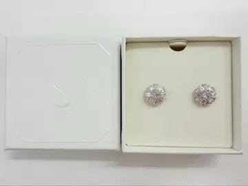 스와로브스키 이디리아 스터드 귀걸이