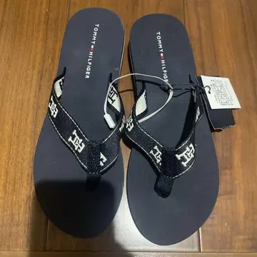 Tommy Hilfiger Mitzie 24D 비치 샌들 L 사이즈