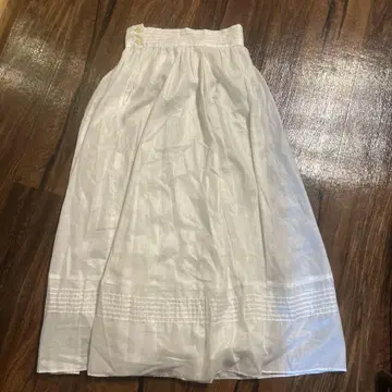 새상품급 Gunne Sax 화이트 롱 스커트 사이즈 10