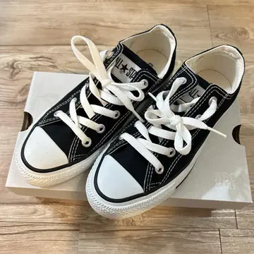 [거의 새 상품] CONVERSE 블랙 올스타 22.5
