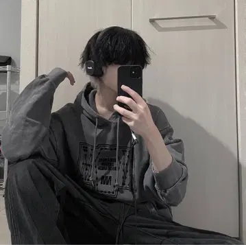 노매뉴얼 후드티 chikashitsu +