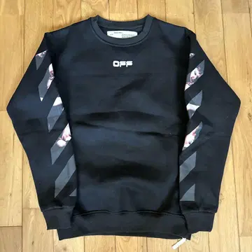 Off-White 블랙 맨투맨 트레이닝복