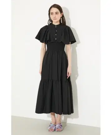 rienda 플레어 슬리브 페인트 플라워 원피스
