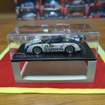 Spark 1/43 가민 포르쉐 911 GT3
