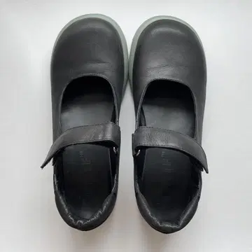 UNIF VOLTA MARY JANE 멜리 제인 신발 가죽