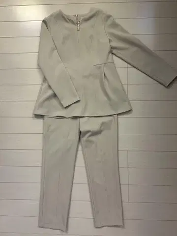 a.v.v 베이지 팬츠 수트 M