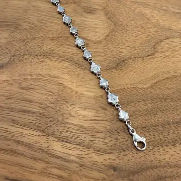 폴리 폴리 실버 꽃 모티브 팔찌 약 16.5cm