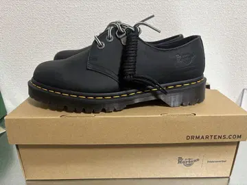 Dr.Martens 디스이즈네버댓 1461