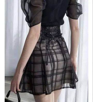 MERCURYDUO 블랙 체크 무늬 플레어 스커트 S
