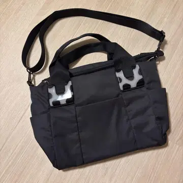 ear PAPILLONNER 토트백