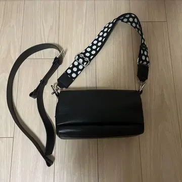 BEARDSLEY 비어즐리 가죽 바디백 & 숄더 벨트 (도트)