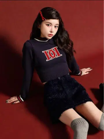 다리치 레트로 DD 로고 니트 탑