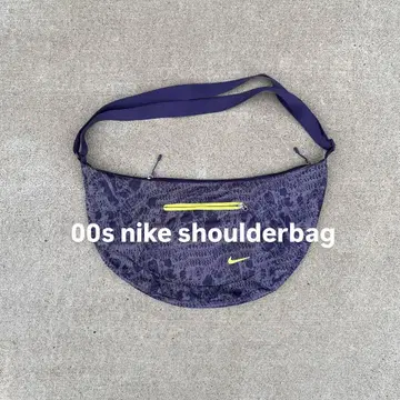 00s 나이키 숄더백 하프문 y2k 그런지