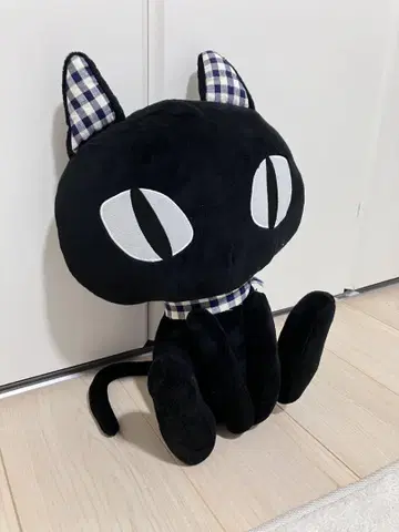 미사용 새상품 검은 고양이 쿠로네 봉제 인형 큰 42cm