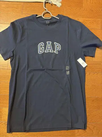 GAP 네이비 로고 티셔츠 미사용 새상품