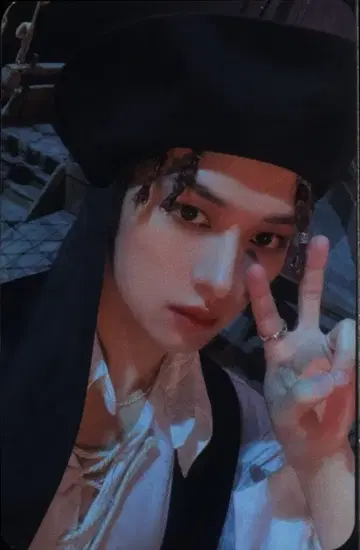 StrayKids JYP SHOP LeeKnow -STAR