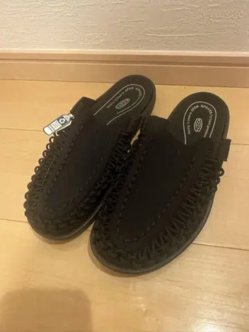 KEEN 샌들 UNEEK II SLIDE 유니크 슬라이드
