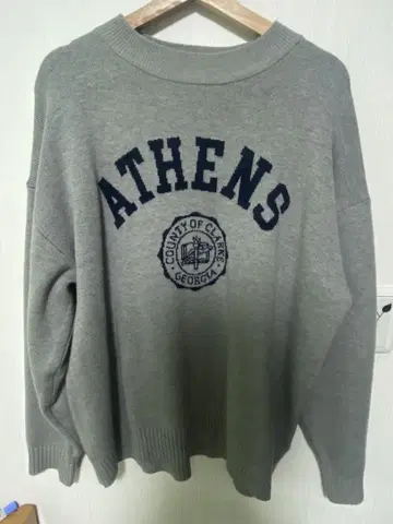 ATHENS 로고 자수 그레이 니트 스웨터