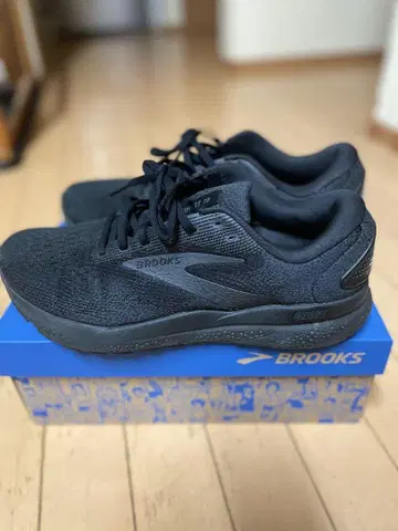 BROOKS Ghost 16 러닝화 블랙 28cm 2E