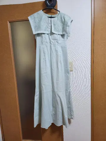 빅 칼라 슬리브리스 롱 원피스