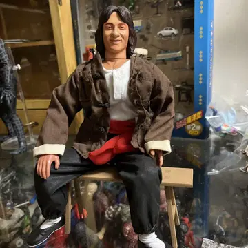 재키 첸 피규어