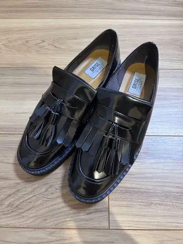GRISE 블랙 프린지 로퍼 탈부착 가능