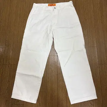 CHALLENGER DENIM CHINO PANTS 화이트 새상품급