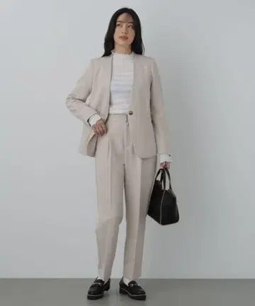 베이지 노카라 자켓 M 사이즈