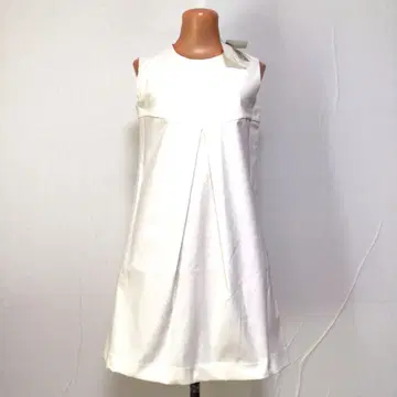 새상품 정가 19500엔 스콧 클럽 슬리브리스 디자인 원피스 프리