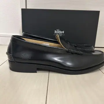 Kenford 블랙 가죽 로퍼
