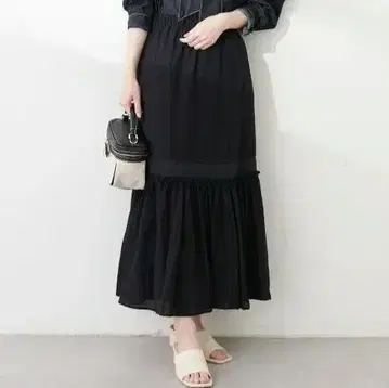 시어 절개 티어드 스커트