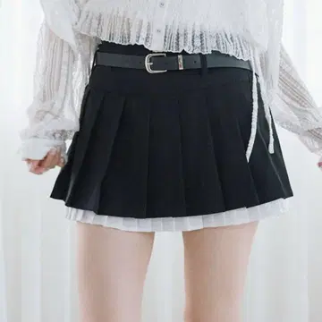 OLIVE des OLIVE 벨트 장식 밑단 레이어드 플리츠 스커트 블랙