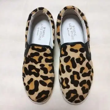 B'MING LIFE STORE 빔즈 레오파드 무늬 송치 슬립온