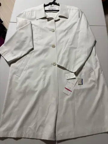 RunRobe 화이트 코트 L 사이즈