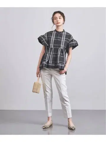 UNITED ARROWS 타프타 스티치 페플럼 블라우스 애로우즈
