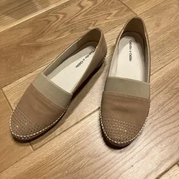 Odette e Odile 베이지 플랫 슈즈 23.5cm