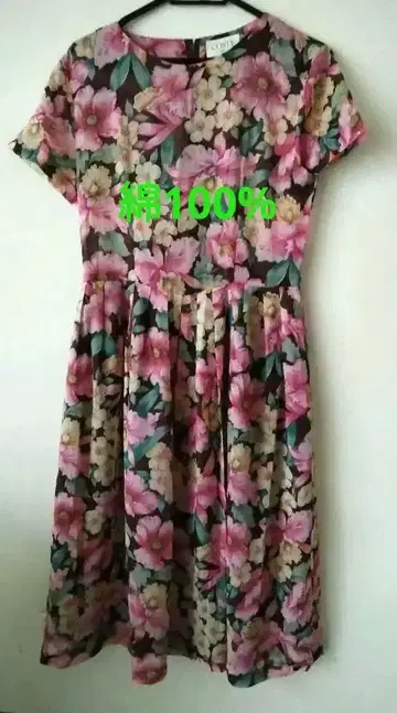 꽃무늬 반팔 원피스
