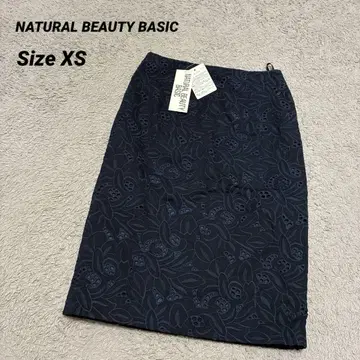 내추럴 뷰티 베이직 무릎 기장 자수 타이트 스커트 네이비 XS