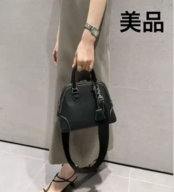 새상품급 Mila Owen 스티치 디자인 미들 보스턴 백 블랙