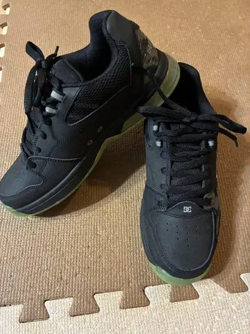 새상품 디시 슈즈 DC SHOES 스니커즈 버서타일