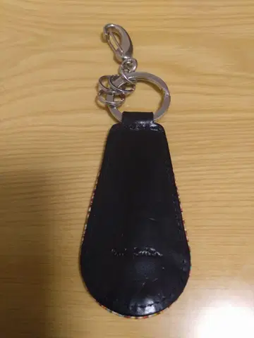 폴스미스 신발 키링