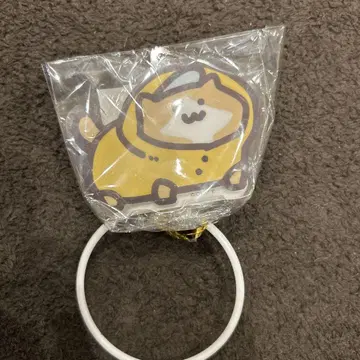 문구와 함께 비와 수국 새끼 고양이 아크릴 참