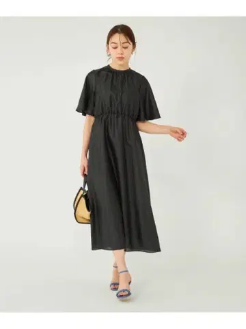 UNITED ARROWS 시어 스탠드 넥 플레어 슬리브 원피스