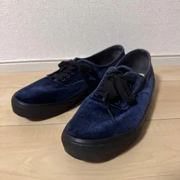 반스 네이비 스니커즈